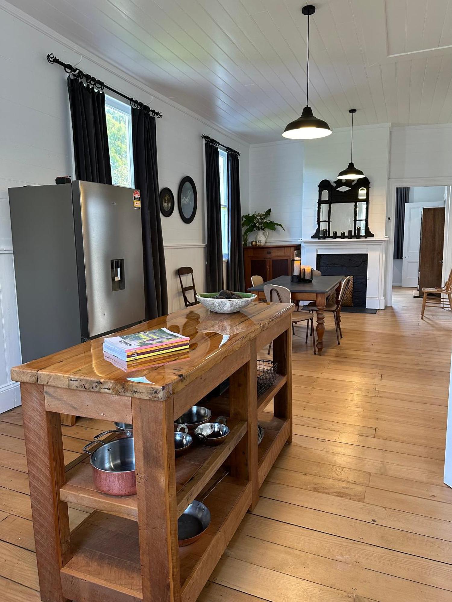 Te Aroha Courthouse Villa Ngoại thất bức ảnh